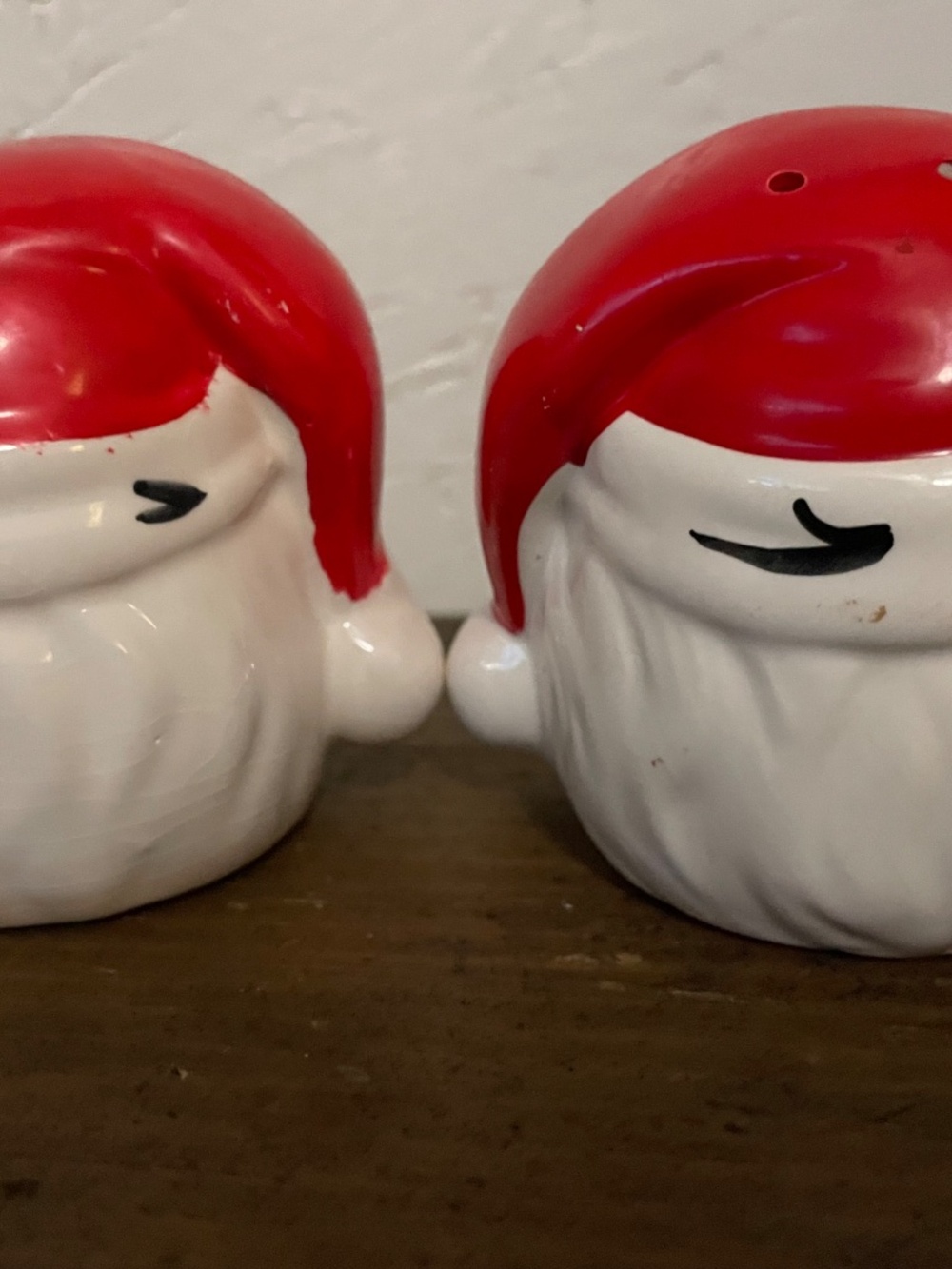 Vintage Josef Originals Santa Claus Salt & Pepper Shakers - Picture 3 of 4